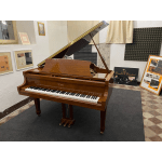 ESSEX EGP - 155 C CLASSIC by Steinway&Sons